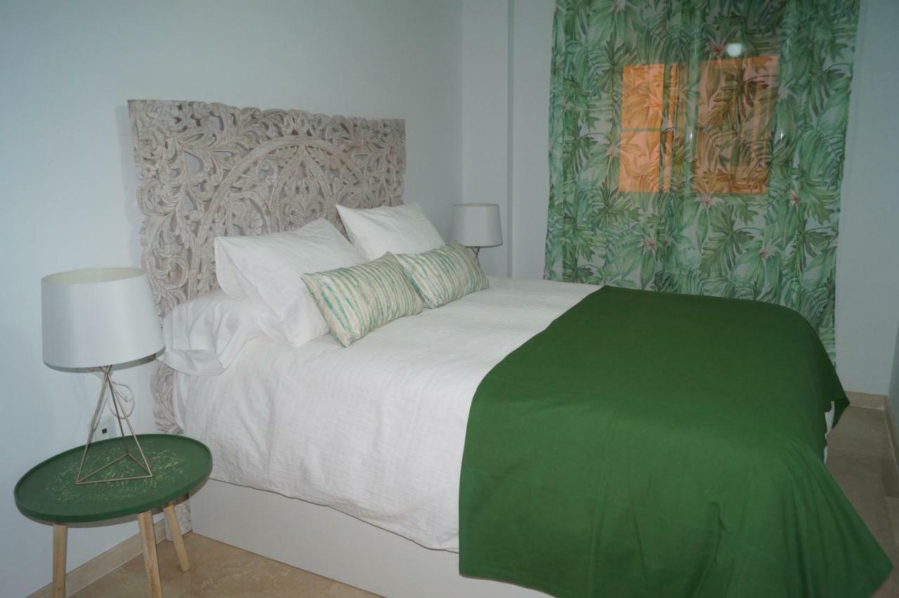 Apartamento Plaza Alfonso XII Μάλαγα Εξωτερικό φωτογραφία