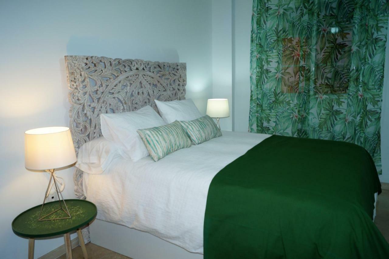 Apartamento Plaza Alfonso XII Μάλαγα Εξωτερικό φωτογραφία