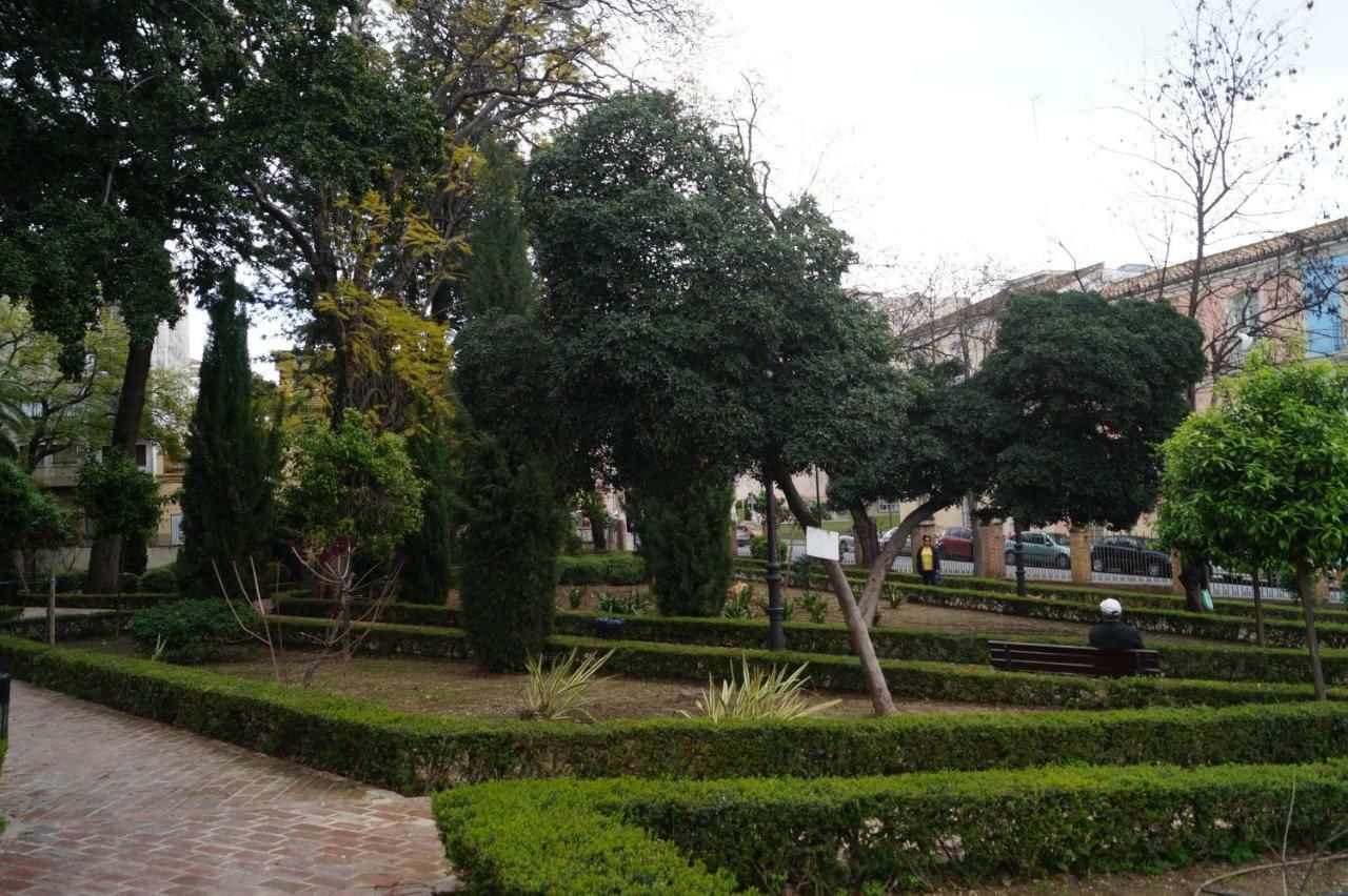 Apartamento Plaza Alfonso XII Μάλαγα Εξωτερικό φωτογραφία