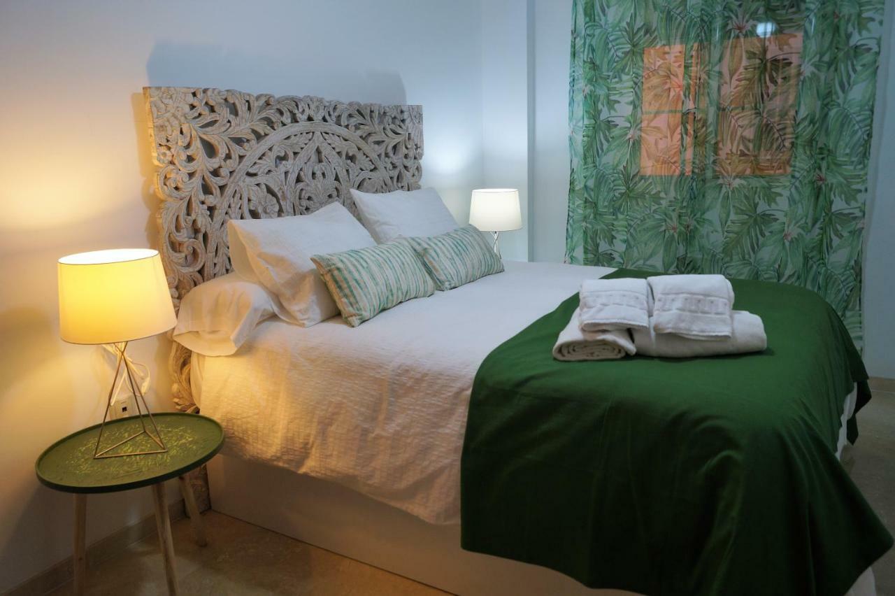 Apartamento Plaza Alfonso XII Μάλαγα Εξωτερικό φωτογραφία